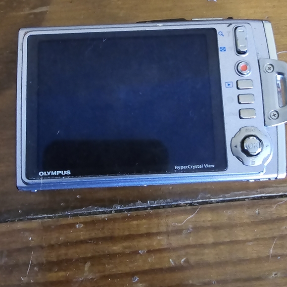 Olympus Tough TG 610 Digital Camera - Picture 2 of 4